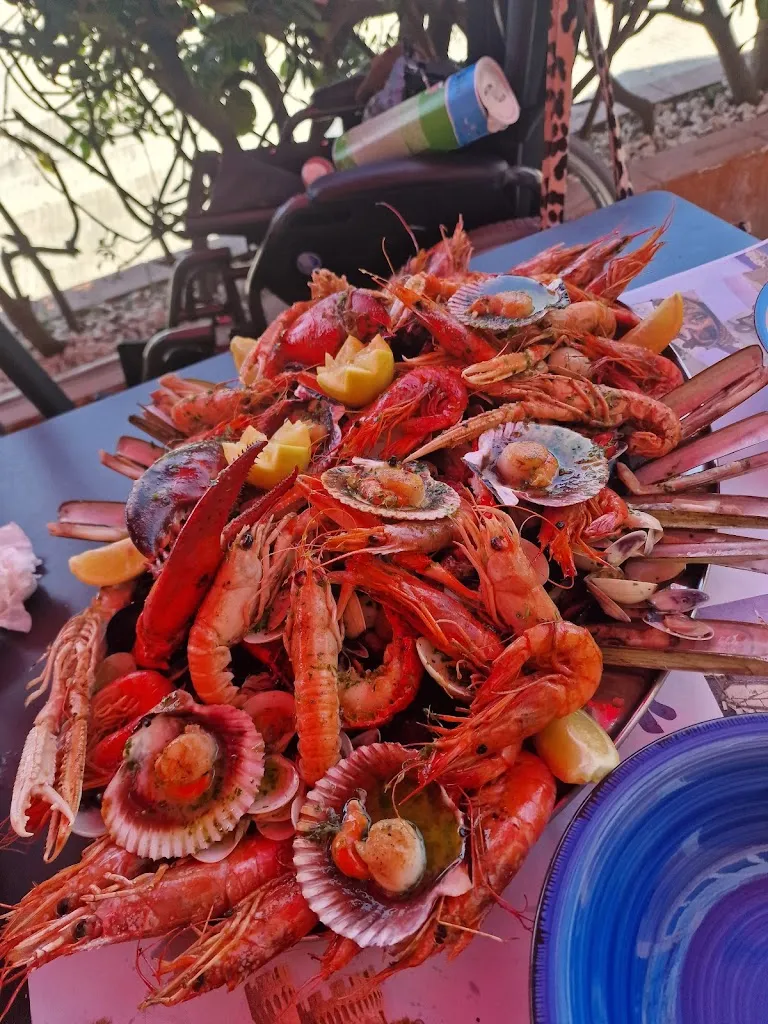 VOLVER TAPAS Y MARISCO_Cunit_slider_image_3