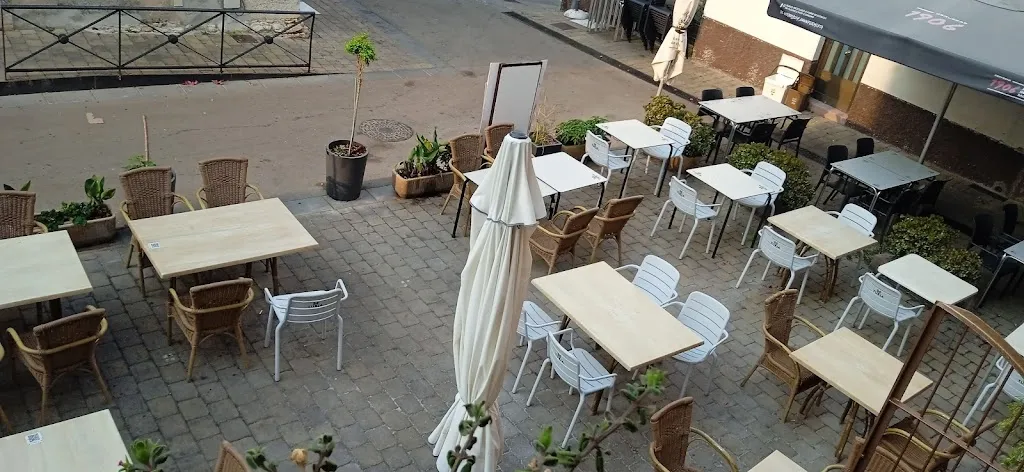 Hostal Restaurante La Diligencia_Cunit_slider_image_3