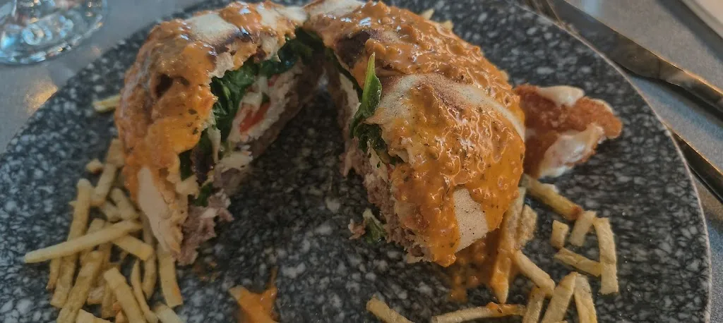 Robert Cameron_Bar Restaurant Gas Garage_Espluga de Francolí_review