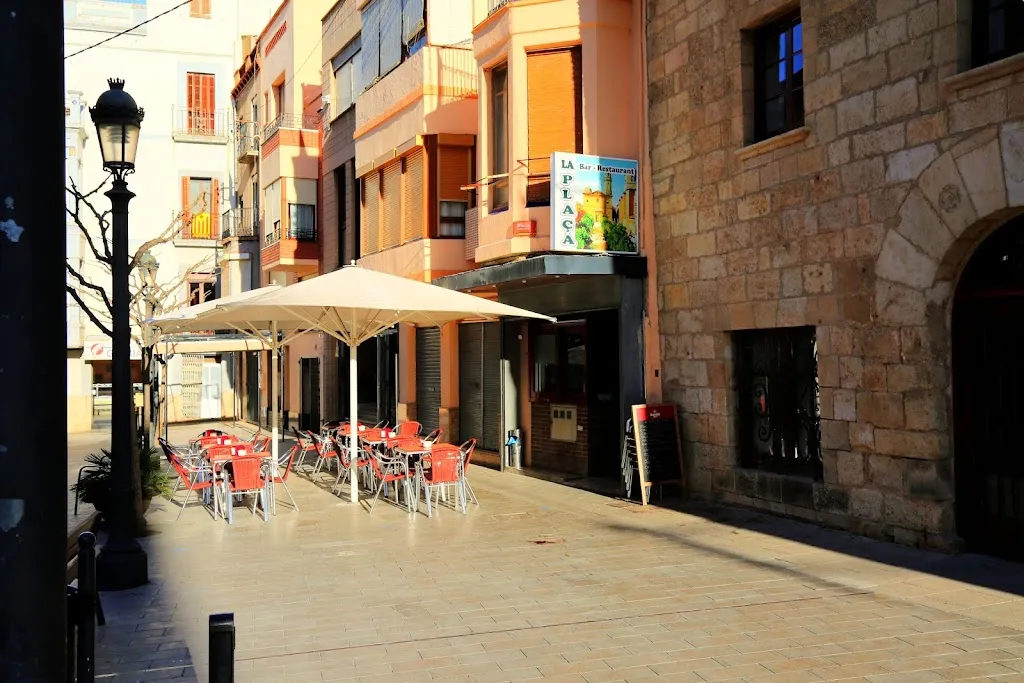 Bar Restaurant La Plaça_Espluga de Francolí_slider_image_3