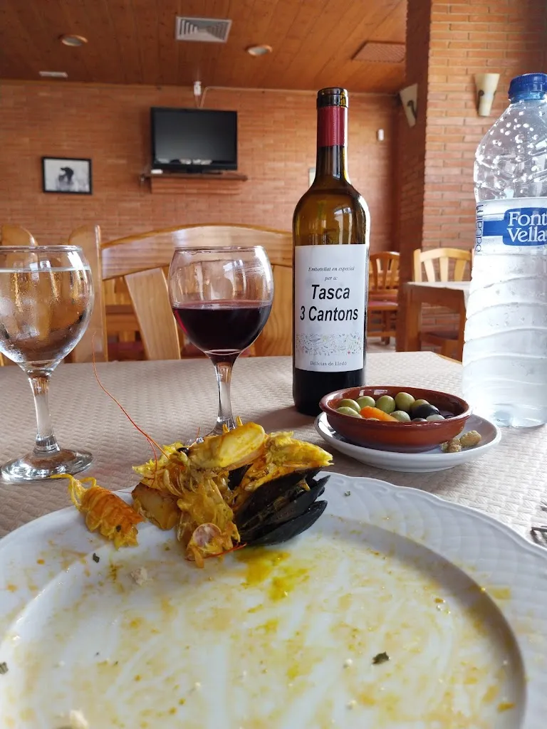 Jesús Aguilar Cortes_Tasca Tres Cantons_Deltebre_review