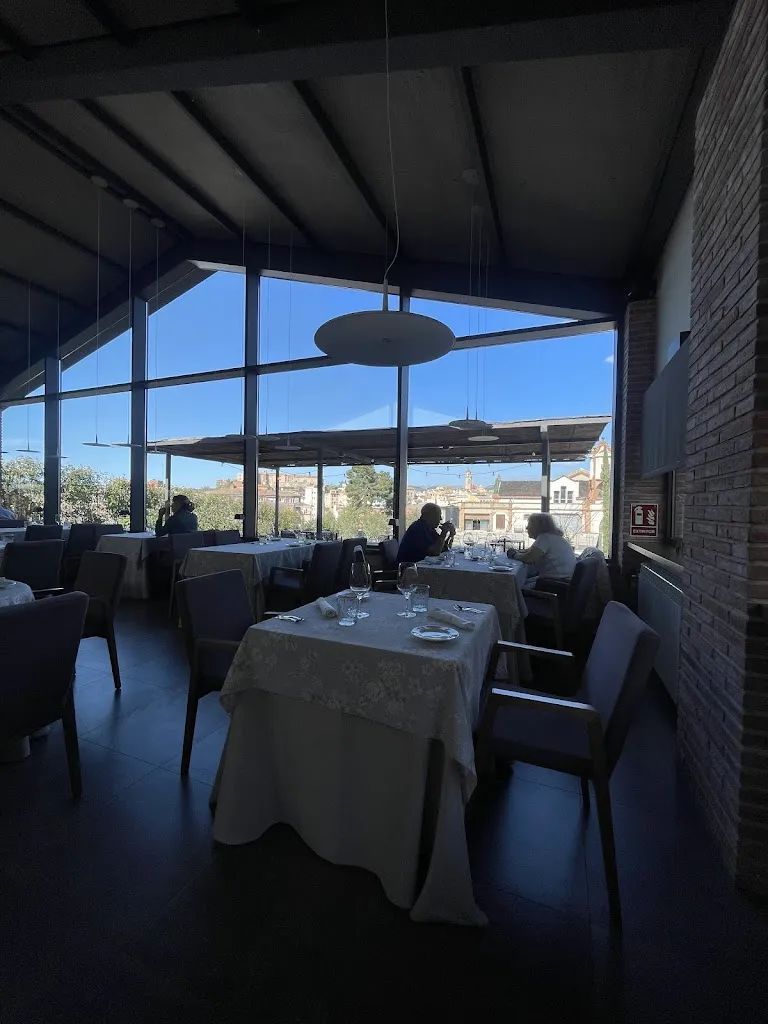 Paul Smith _Brichs Restaurant_Falset_review