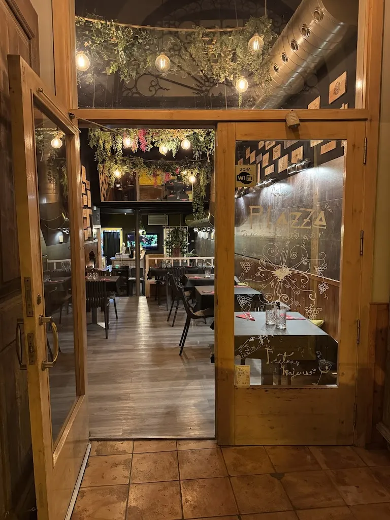 Restaurant Piazza Falset restaurant in Falset