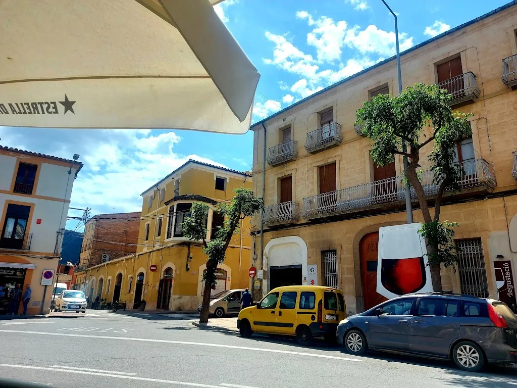 Nikki Carter_El Tomb_Falset_review