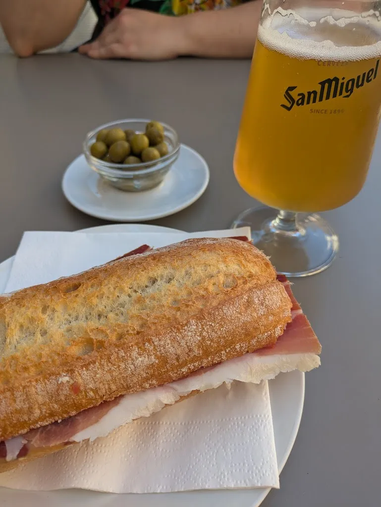 Eric Almeida_Entre pa i pa_Falset_Bewertung