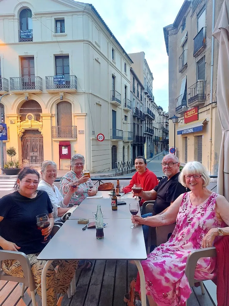 Nikki Carter_Entre pa i pa_Falset_Bewertung