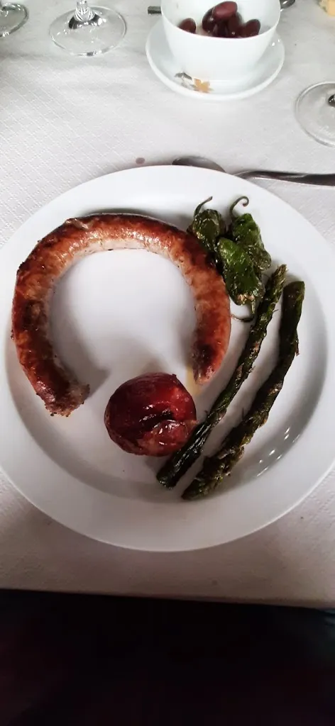 Alfonso Jabaloy Martínez_Restaurant i Hostal Can Rius_Fatarella_review