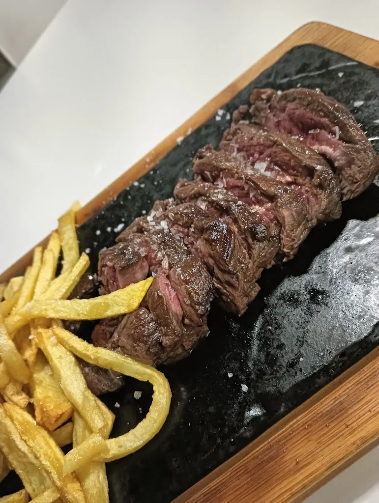 Menu_BAR RESTAUNRANT CONTINENTAL_Flix_image_5