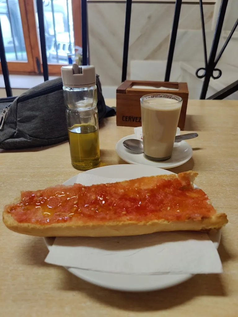 Menu_Bar El Cazador_Galera_image_1