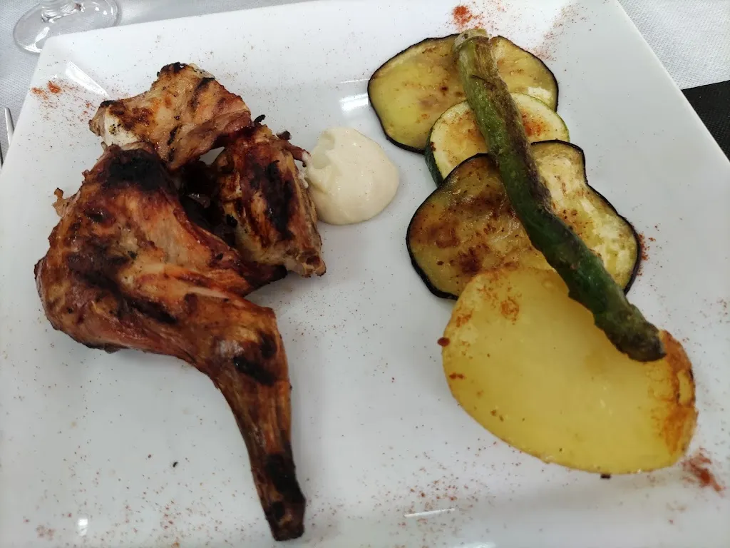 Eneko R. Larrinaga_Fabiane's Bar_Gandesa_review