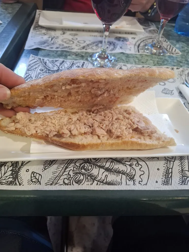 G.S.C_Bar Cafetería Pub_Godall_recensione