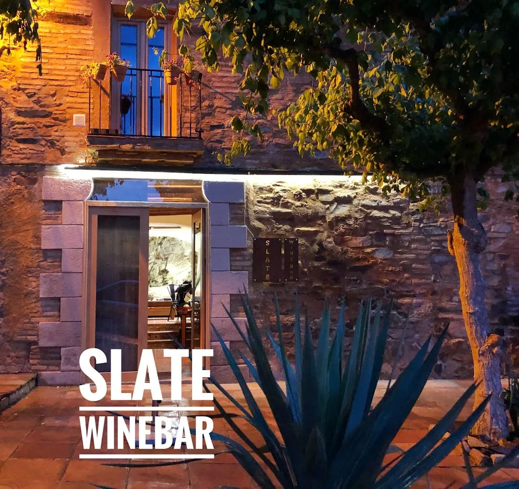 Slate Wine Bar restaurant in Gratallops