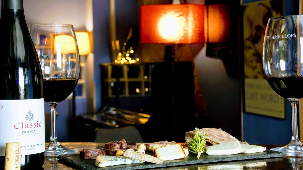 La Boca del Llop. WINE BAR_Gratallops_slider_image_2