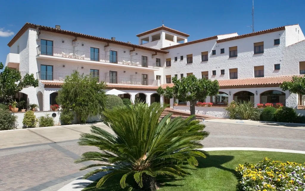 Hotel Restaurant Bon Retorn_Figuera_slider_image_1