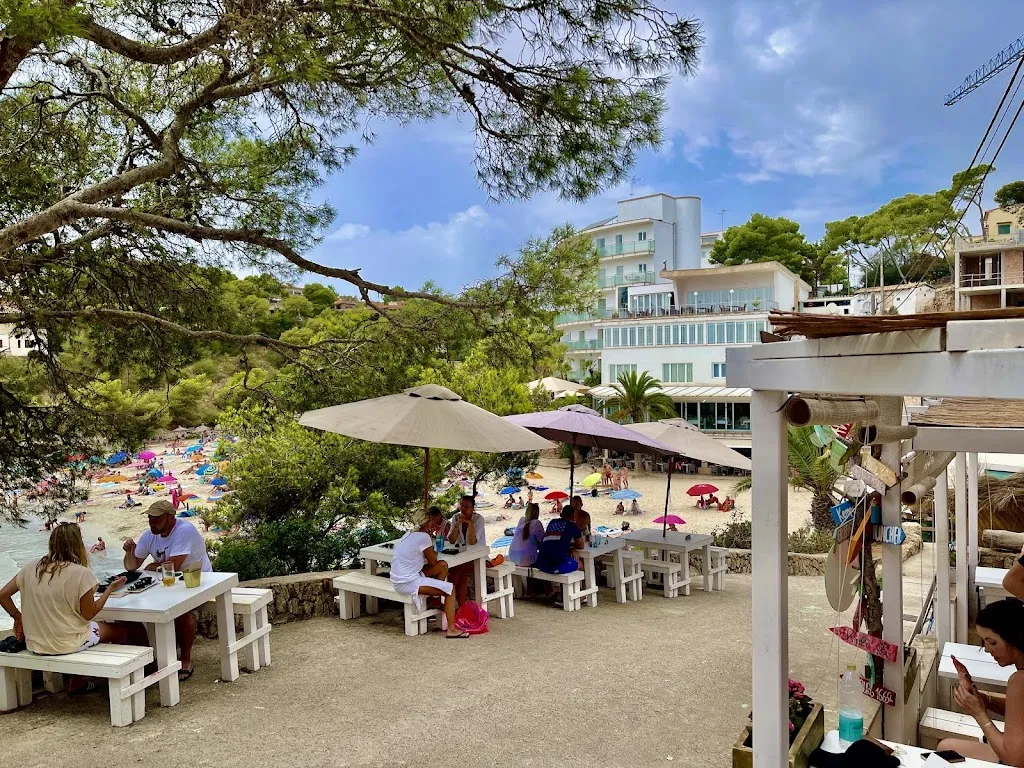 Cafè Drac restaurant in Figuera
