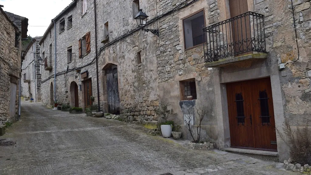 Restaurant l'Aixopluc restaurant in Llorac