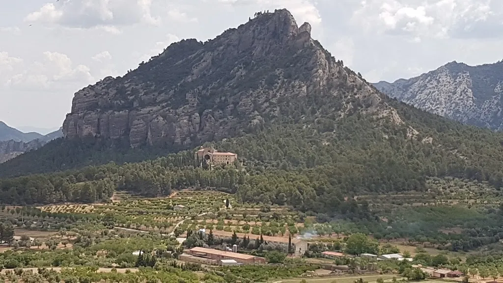 Brian Hansen_Can Parrado_Horta de Sant Joan_review