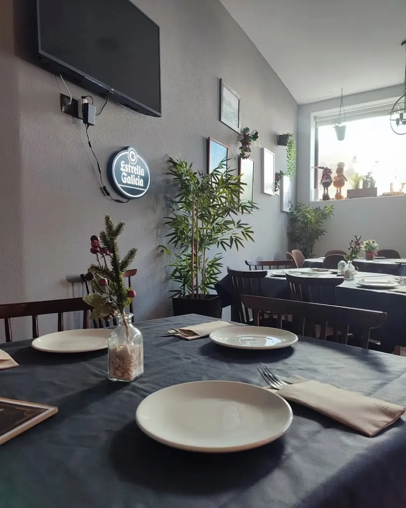 Restaurante-Pensión La Troje_Lucainena de las Torres_slider_image_1