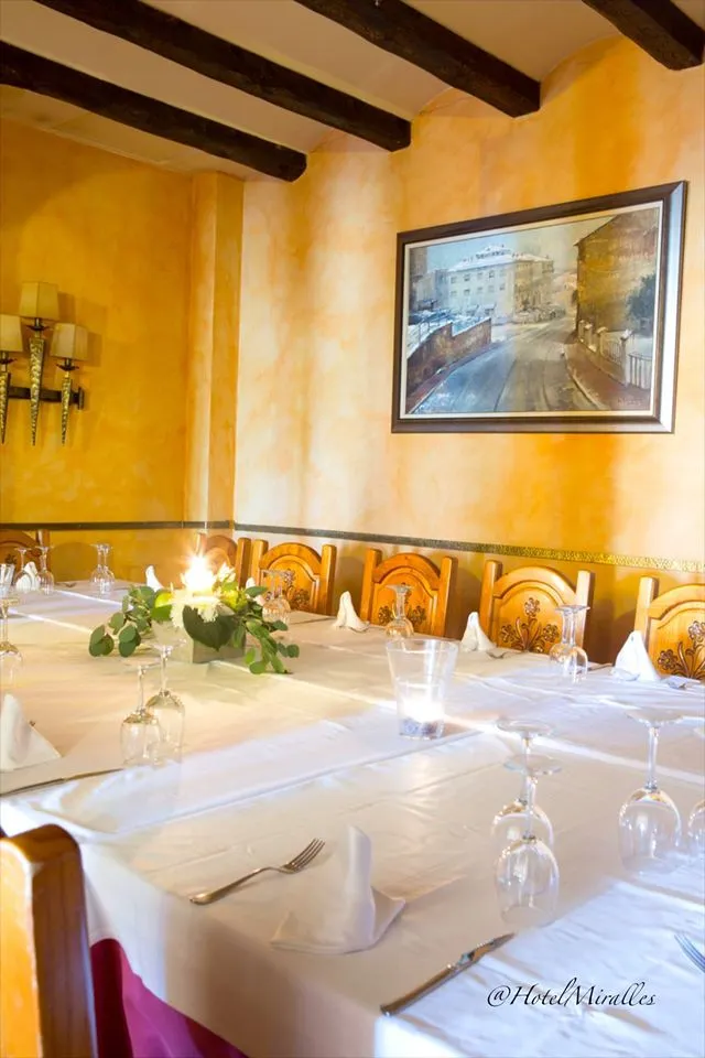Restaurant Hotel Miralles_Horta de Sant Joan_slider_image_1