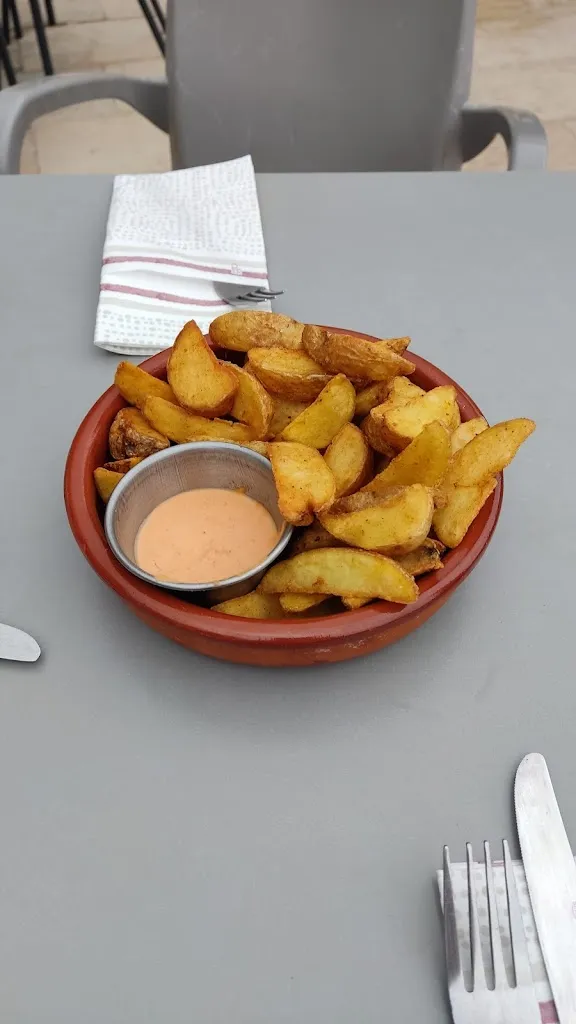 Alfonso de Vicente_Bar Manolo_Horta de Sant Joan_review