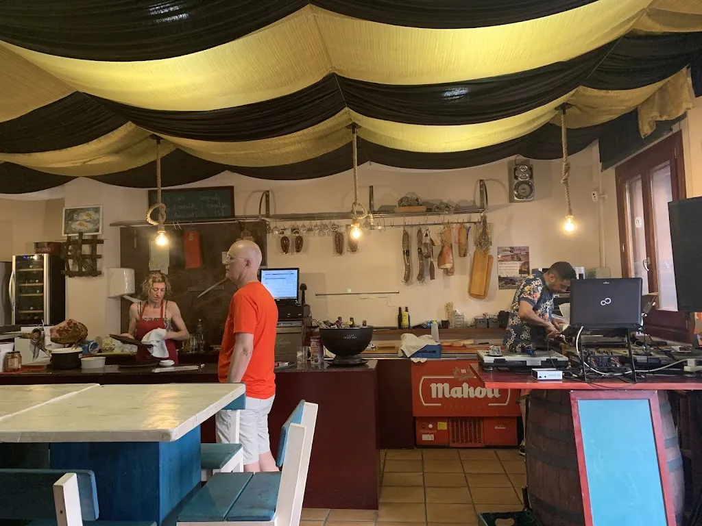 Eugenia Berling_Arrels d'Orta_Horta de Sant Joan_review