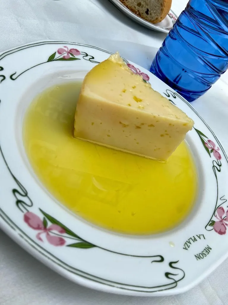 Cristina Alvarez Fraile_Meson La plaza_Lucainena de las Torres_review