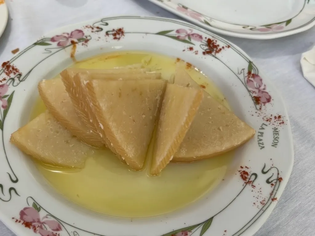 Meson La plaza_Lucainena de las Torres_slider_image_3