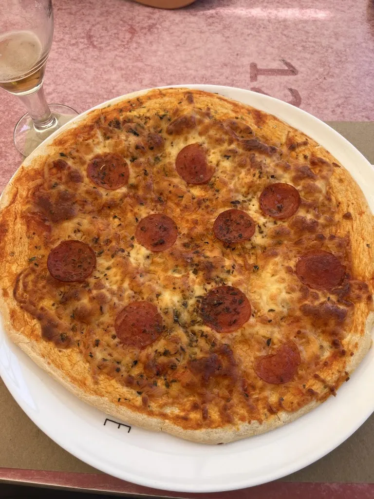 Wessel Doldersum_Cafè Vernet_Margalef_review