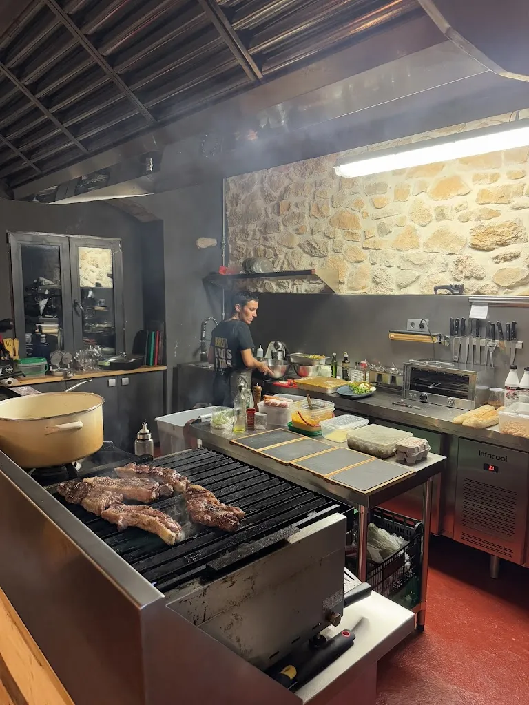 aziz alkadi_El Tros de Llúpol_Margalef_review