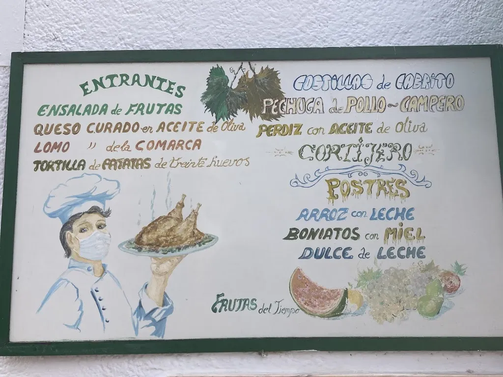 Menu_Bar Entre Amigos_Lucainena de las Torres_image_1