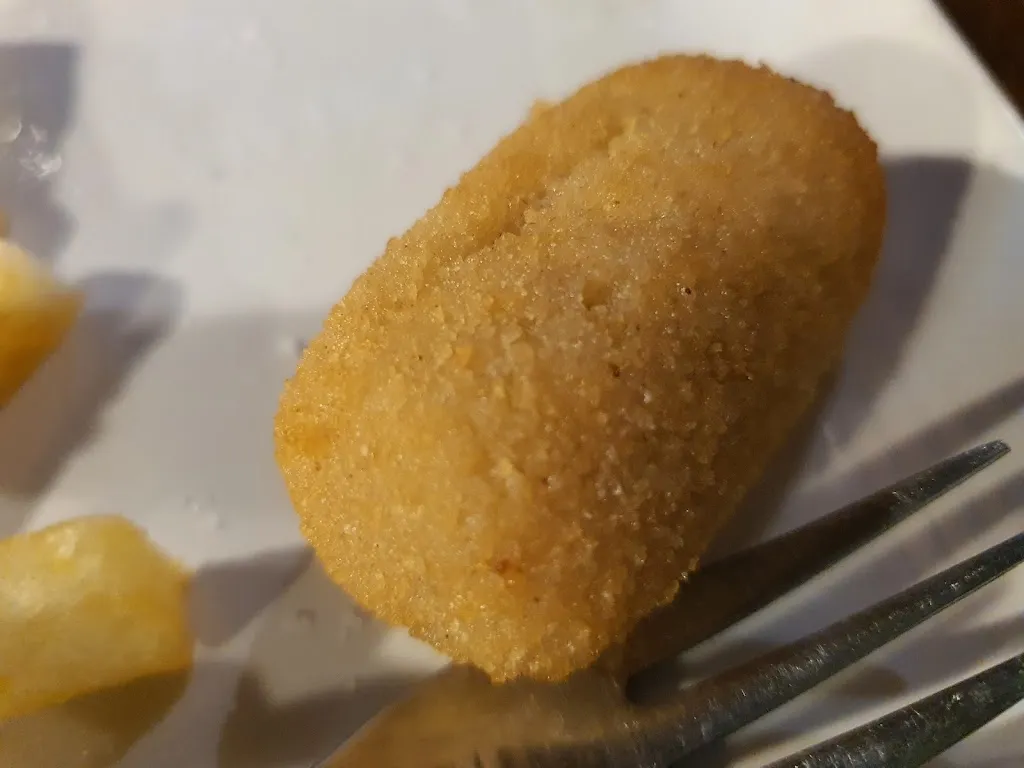 Menu_Bar Entre Amigos_Lucainena de las Torres_image_3