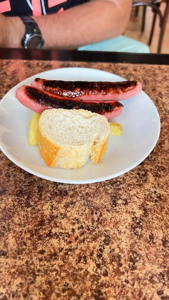 Menu_Bar Entre Amigos_Lucainena de las Torres_image_4