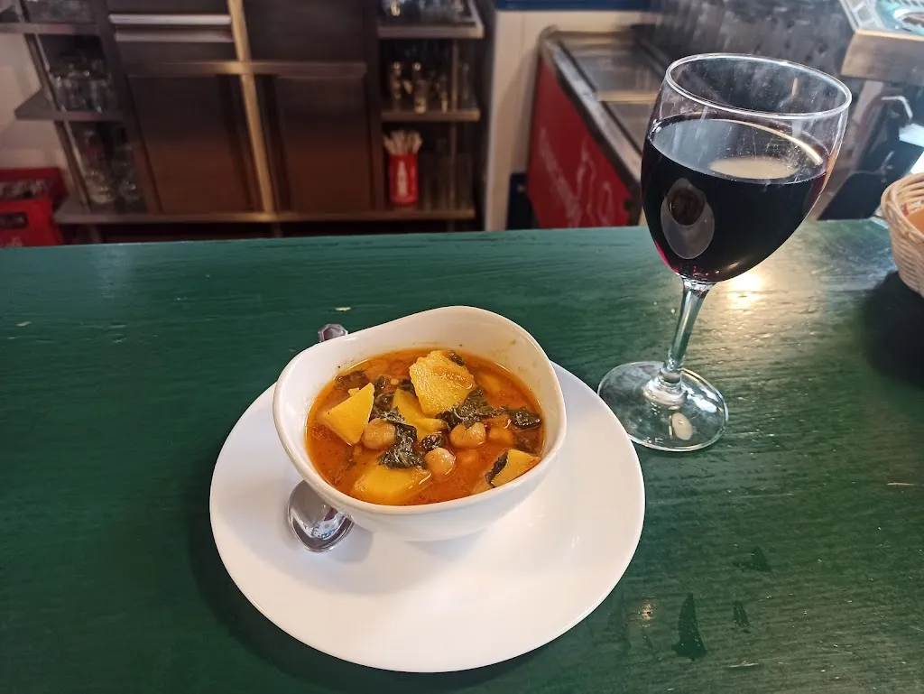 Menu_Bar Entre Amigos_Lucainena de las Torres_image_9