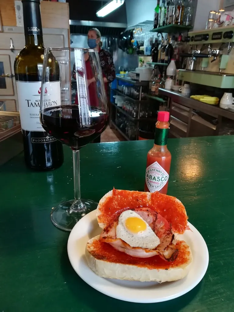 Bar Entre Amigos_Lucainena de las Torres_slider_image_2