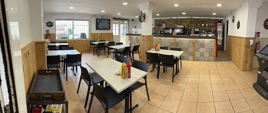 Bar Amadeus Llorenç_Llorenç del Penedès_slider_image_1