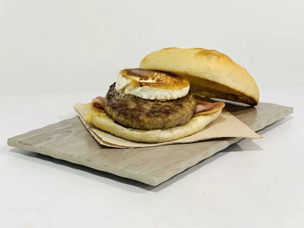 Bar Amadeus Llorenç_Llorenç del Penedès_slider_image_2