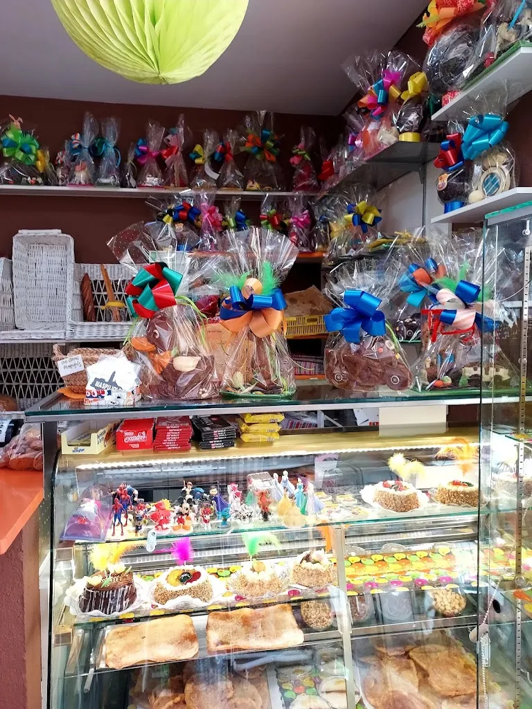 Cafeteria pastisseria Maspujols restaurant in Maspujols