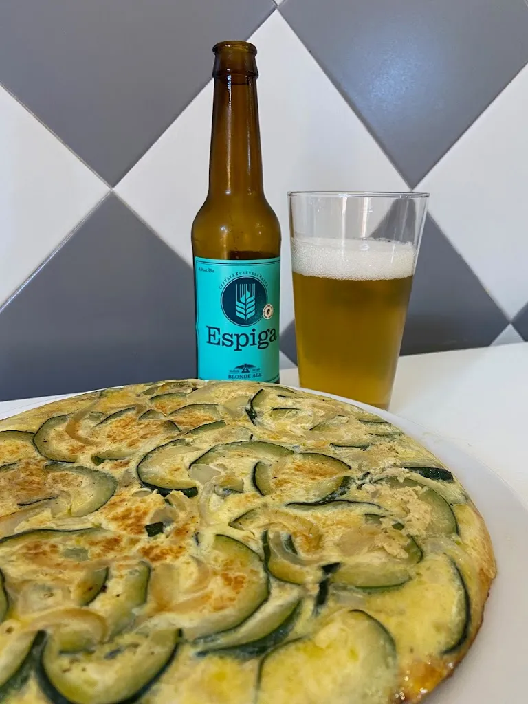 Bar Restaurant Flor de Maig_Masroig_slider_image_2