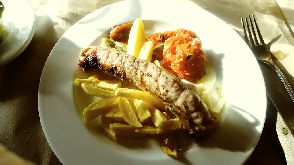 LUIS ENRIQUE CESAR SAURAS BELENGUER_Racó de Mont-ral_Mont-ral_review