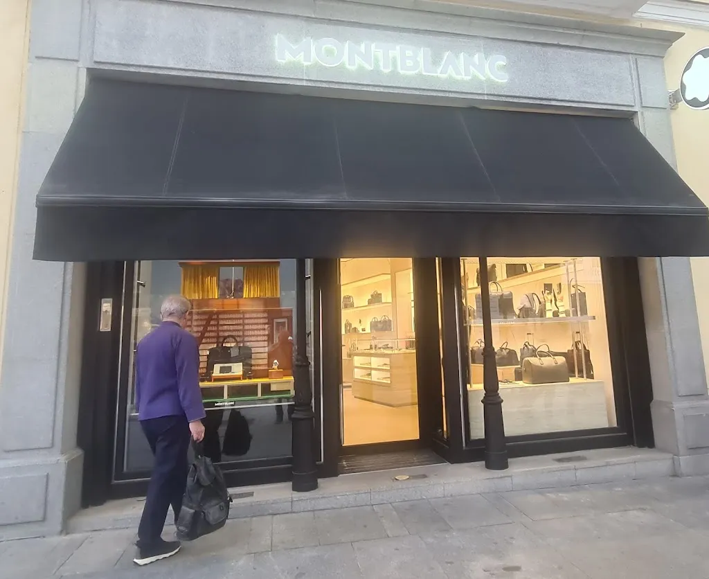 Boutique Montblanc Madrid_Montblanc_slider_image_3