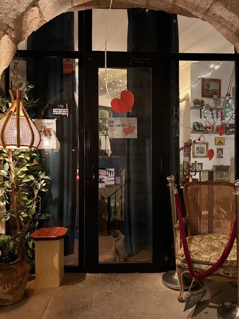 La Dolça Violeta restaurant in Montblanc