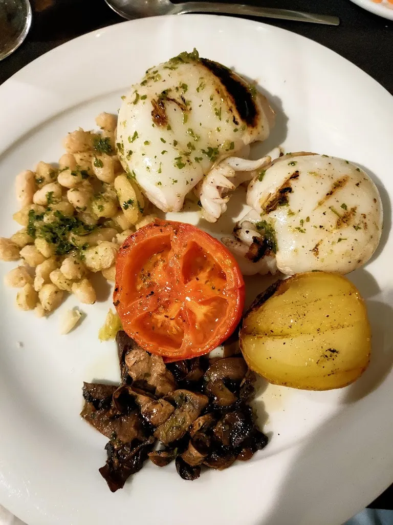 Restaurant Pizzeria Viaurèlia_Montblanc_slider_image_2