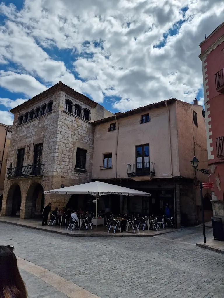 Cafeteria Isama_Montblanc_slider_image_3