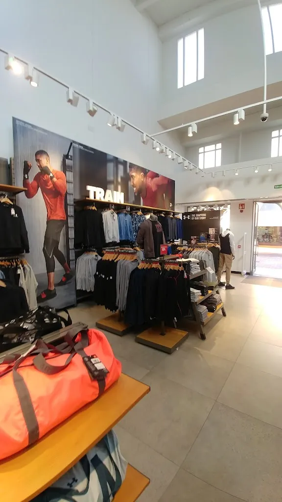 Boutique Montblanc - Las Rozas Village_Montblanc_slider_image_3