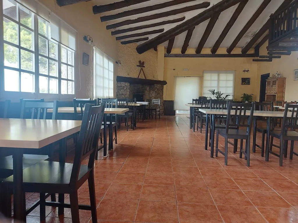 GR-7 LILLA_Montblanc_slider_image_3