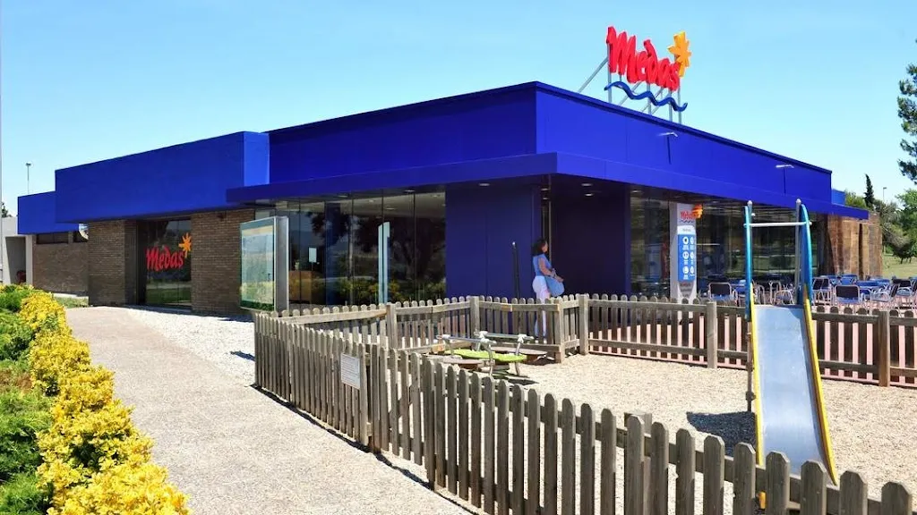 Àrea de servei Montblanc_Montblanc_slider_image_1