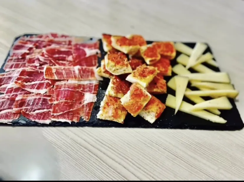 Menu_Cafeteria /Restaurant Mont-Gust_Mont-roig del Camp_image_8