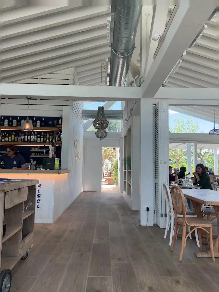 Marta P_La Mar Salada_Mont-roig del Camp_review