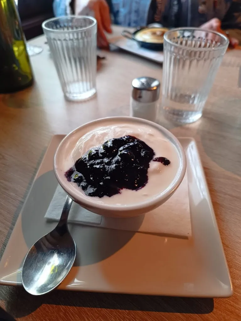 Ybri Lopez_Ca la Barraca_Montmell_recensione