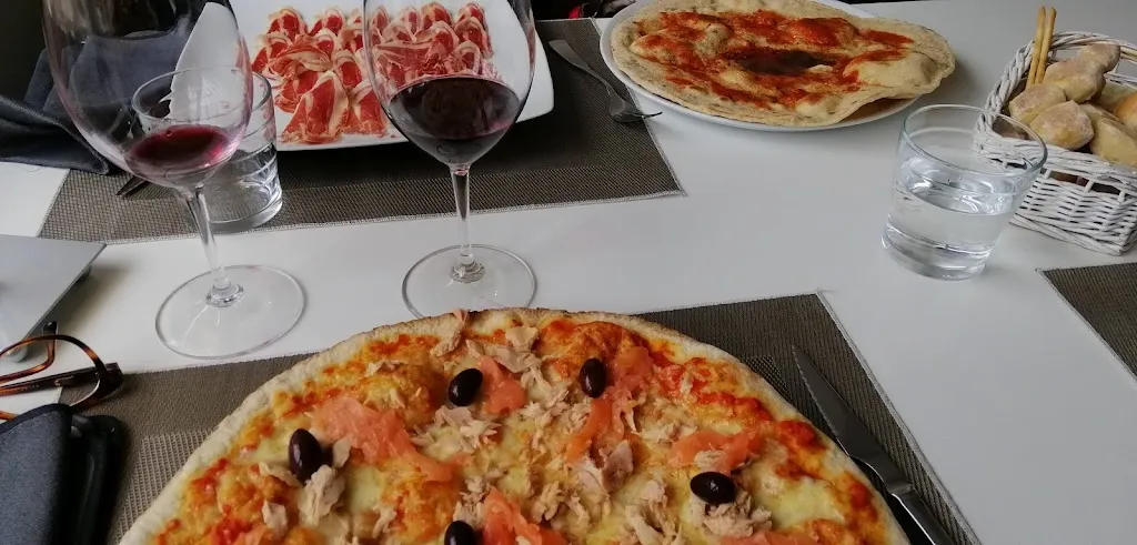 Menu_Pizzeria La Piazza_Móra la Nova_image_6